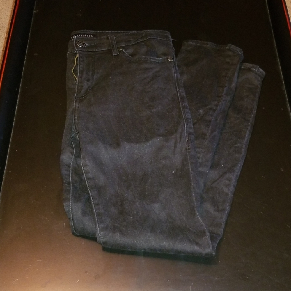 Rock & Republic Black Skinny Jeans